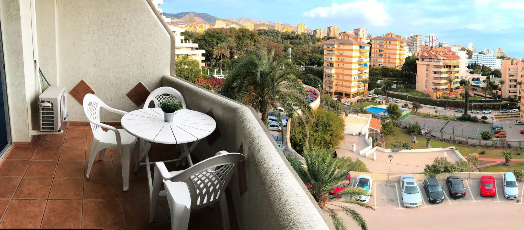 Benal Beach Suite Ii, Estudio Con Parque Acuatico Y Vistas Al Mar. Benalmadena Exterior photo