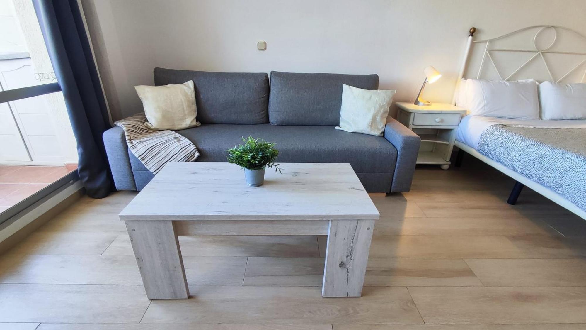 Benal Beach Suite Ii, Estudio Con Parque Acuatico Y Vistas Al Mar. Benalmadena Exterior photo